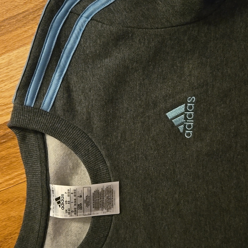 Adidas Green and Blue Crewneck Sweater - Picture 2 of 4
